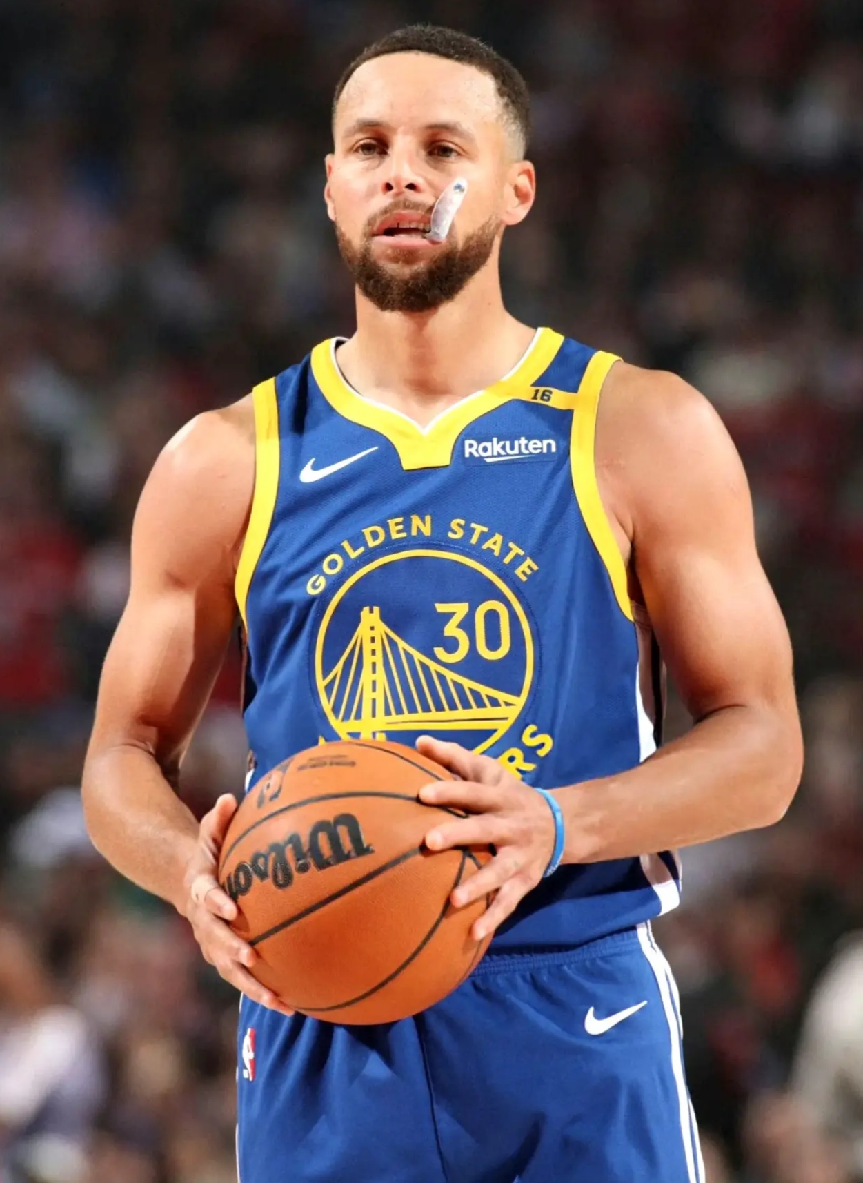 库里连续二十场比赛得分超过比分优势明显，加拿大队挑战极限！的简单介绍