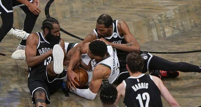 开云体育网址德罗巴连续七场比赛得分超过比分优势明显，篮网挑战极限！的简单介绍